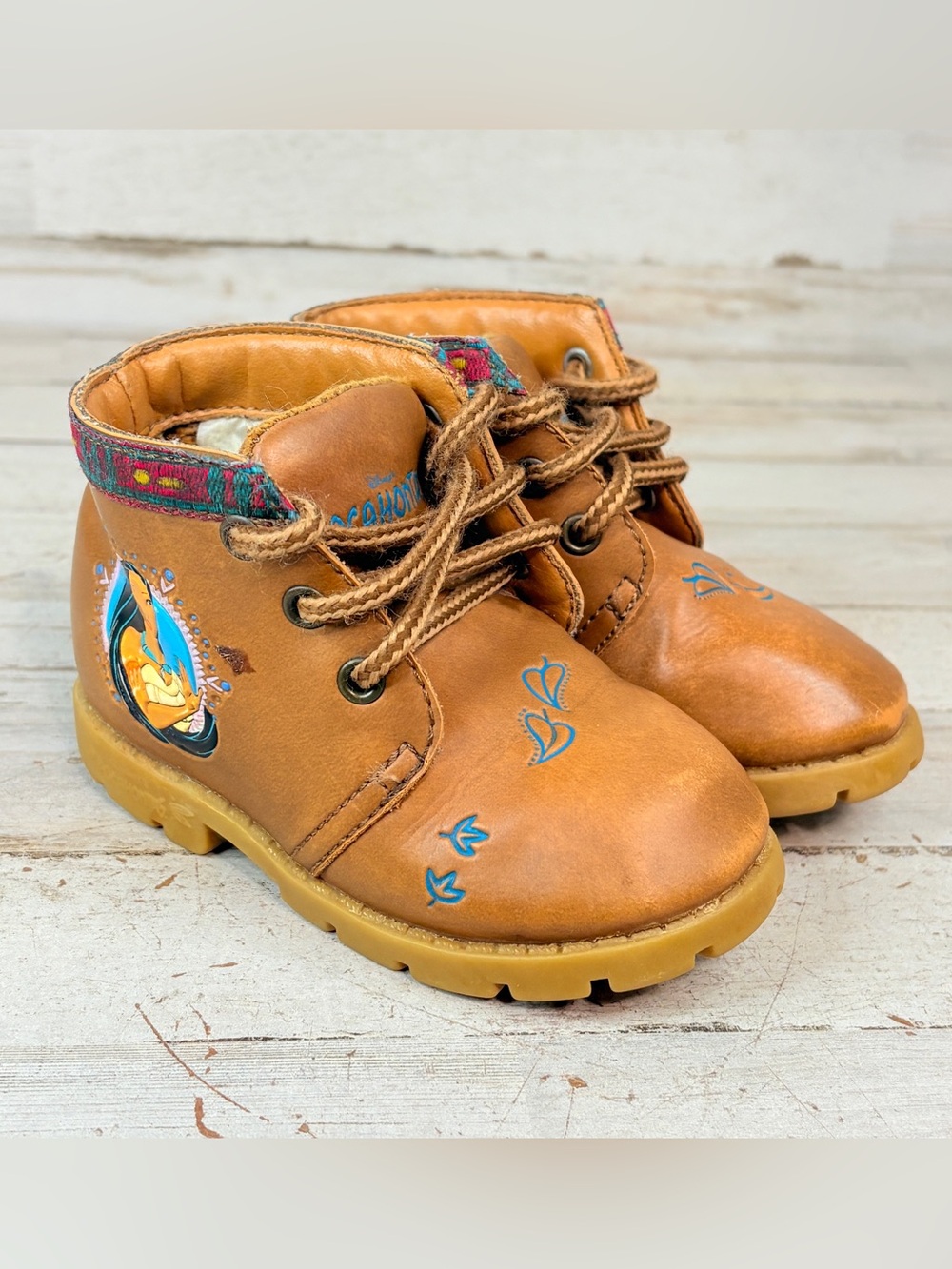 Vintage 90’s Y2K Disney Pocahontas Sz 5.5 Shoes Boots Girl Kids Toddler